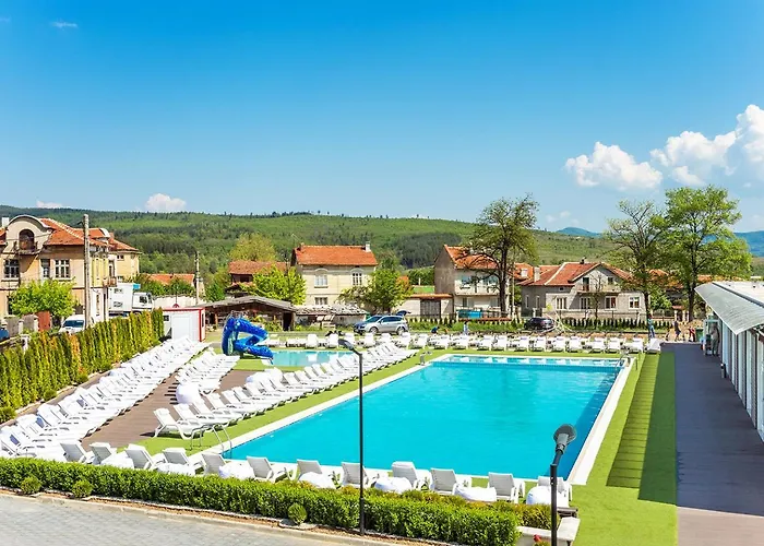 Konukevi Complex Europe Dolna Banya