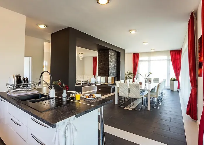 Konukevi Complex Europe Dolna Banya