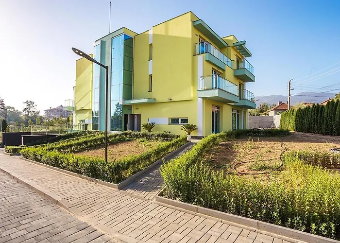 Konukevi Complex Europe Dolna Banya